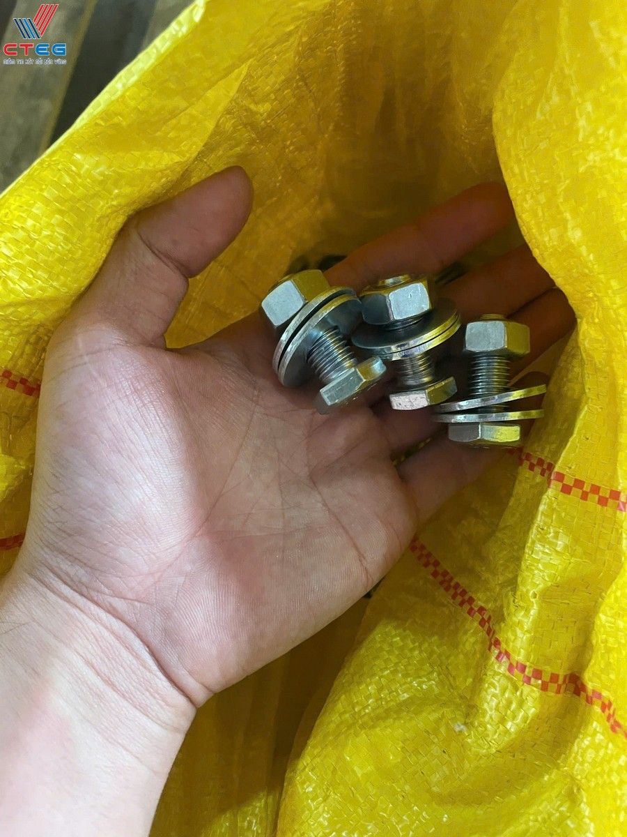 Thông số kỹ thuật và vật liệu chế tạo bulong DIN 931 phổ biến