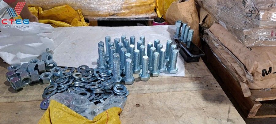 Tại sao bulong cánh chuồn inox 304 là lựa chọn số 1 cho các mối nối thủ công?