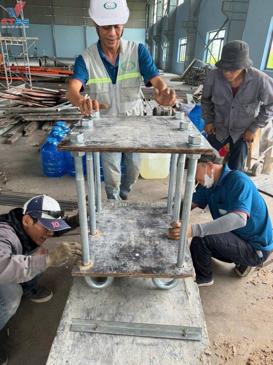 Quy trình gia công chuyên sâu bulong neo J tại nhà máy CTEG