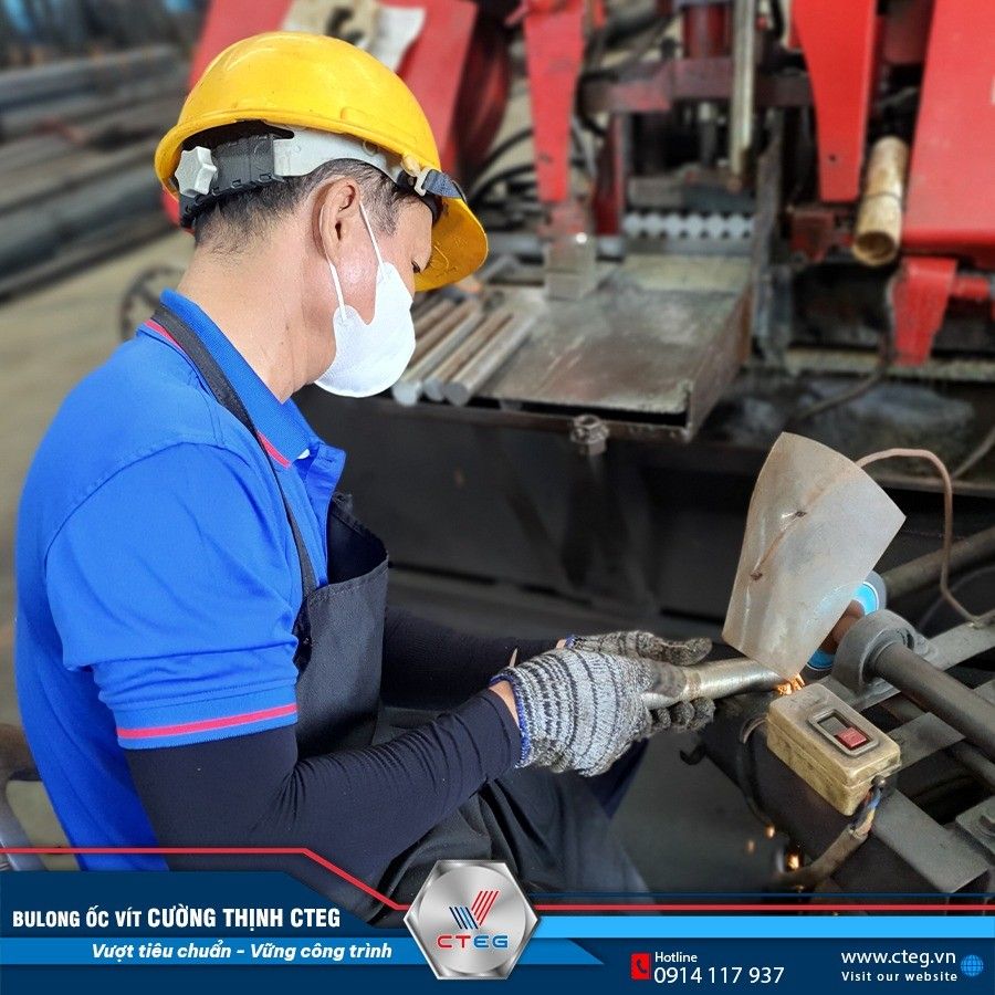 Nếu quý khách có nhu cầu mua hàng bulong neo móng cho dự án xin liên hệ 0914 117 937 hoặc tìm kiếm Google từ khoá Bulong neo CTEG